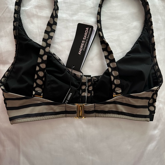 Andres Sarda Wakaya bikini top, 32 D, NWT - Picture 2 of 4